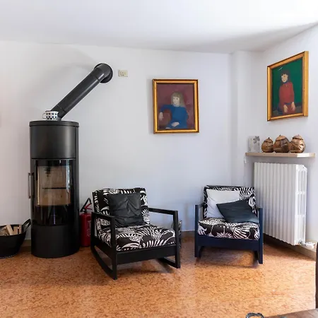 A Casa Di Tom Bed & Breakfast