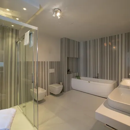 A Casa Di Tom Bed & Breakfast *