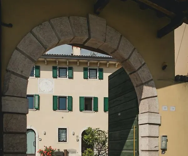 فندق مبيت وإفطار A Casa Di Tom 4*
