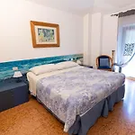 A Casa Di Tom Panzió SantʼAmbrogio di Valpolicella